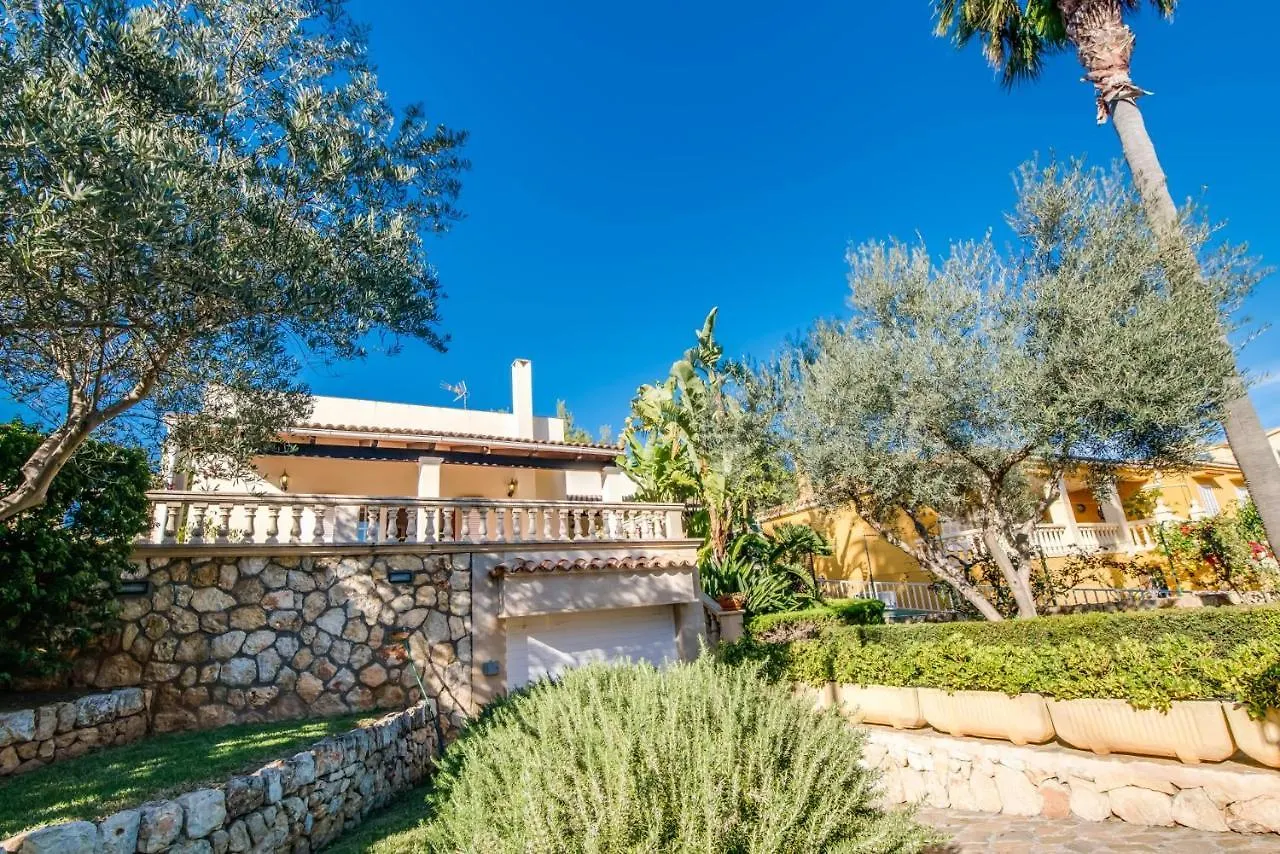 Ideal Property Mallorca - Can Jaume contacts